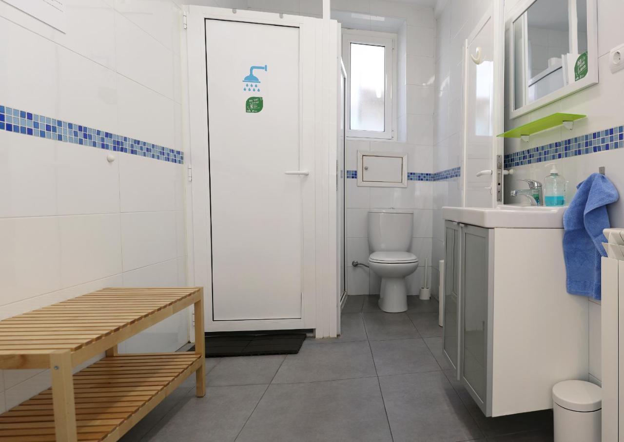 Leon Hostel المظهر الخارجي الصورة